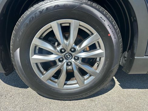 Used 2019 MAZDA CX-9 Touring w/ Touring Premium Package AWD/4WD image 16