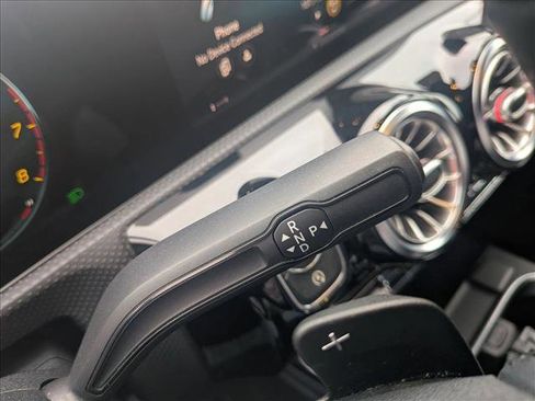 Used 2020 Mercedes-Benz CLA 250 image 13