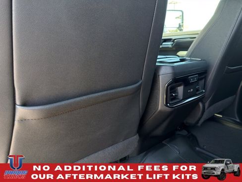 Used 2024 GMC Sierra 2500 AT4 w/ Technology Package AWD/4WD image 24