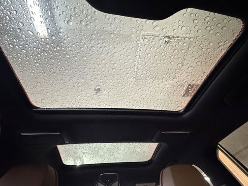 Used 2018 BMW 750i xDrive image 33