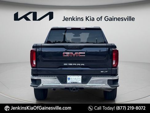 Used 2025 GMC Sierra 1500 SLT AWD/4WD image 4