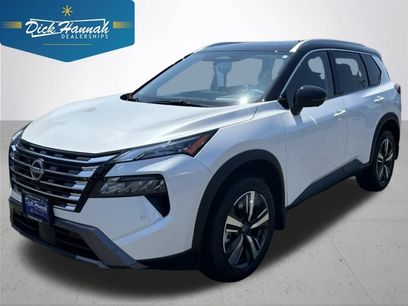 New 2025 Nissan Rogue SL w/ Tech Package