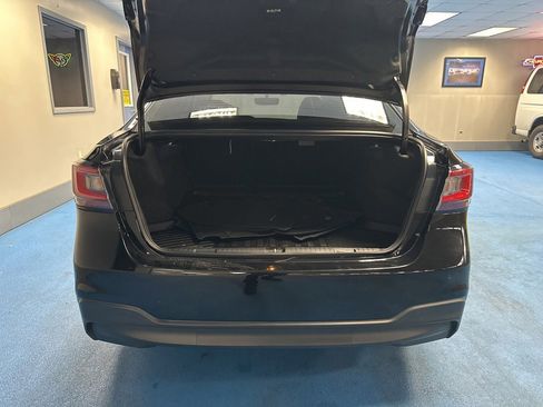 Used 2022 Subaru Legacy Limited image 8