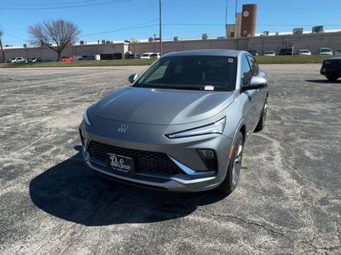 New 2026 Buick Envista Avenir image 3