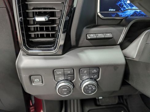 Used 2025 GMC Sierra 1500 AT4 w/ AT4 Premium Package image 19