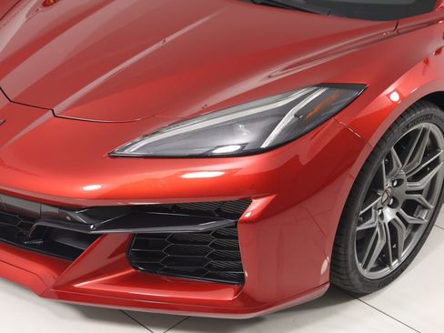 Used 2023 Chevrolet Corvette Z06 image 98