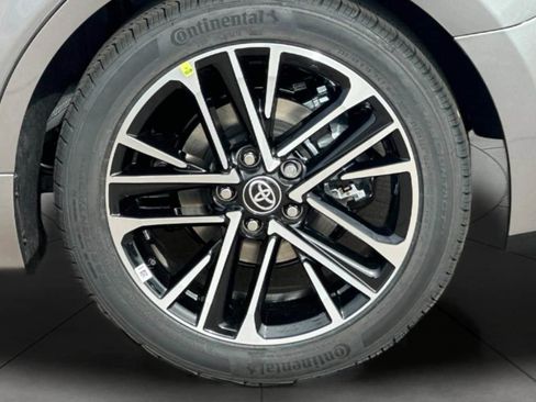 New 2026 Toyota Camry XLE image 32