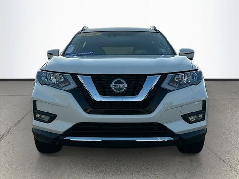 Used 2020 Nissan Rogue SL image 2