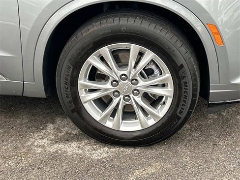 Used 2024 Cadillac XT6 Luxury w/ LPO, Floor Liner Package image 9