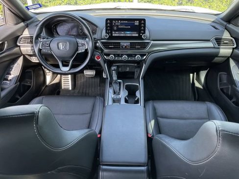 Used 2019 Honda Accord Sport image 10