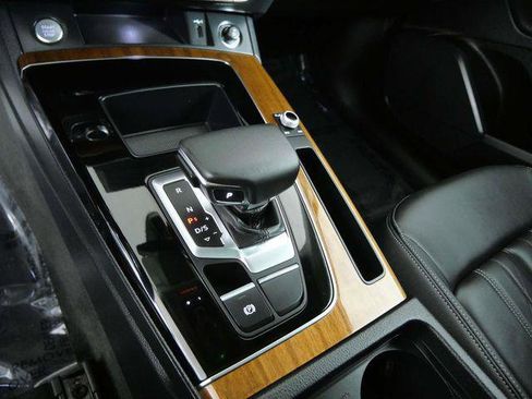 Used 2023 Audi Q5 2.0T Premium w/ Convenience Package AWD/4WD image 19