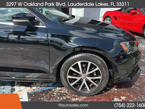 Used 2017 Volkswagen Jetta SE FWD image 15