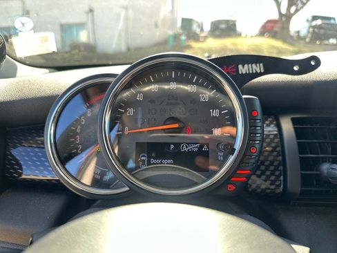 Used 2015 MINI Cooper S image 14