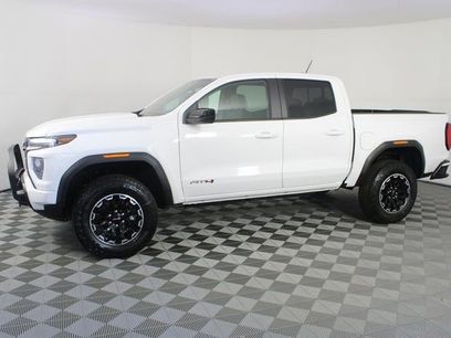 New 2026 GMC Canyon AT4 w/ Off-Road Front Bumper Package