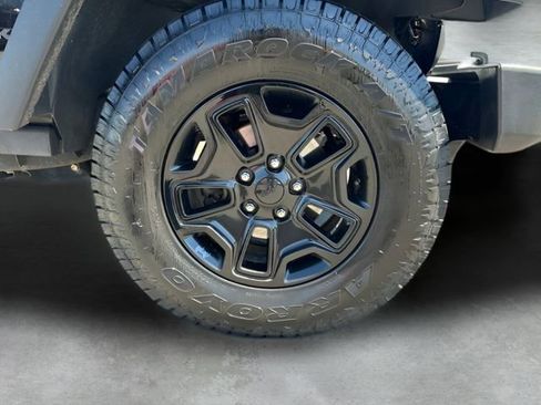Used 2018 Jeep Wrangler Unlimited Sport AWD/4WD image 27