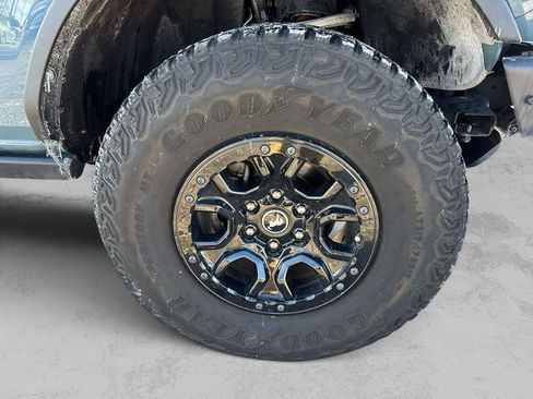 Used 2021 Ford Bronco First Edition image 32