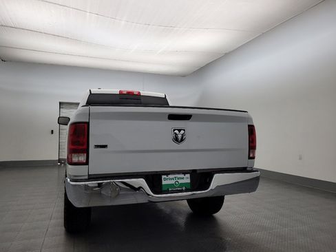 Used 2017 RAM 1500 Classic SLT image 6