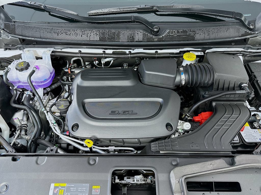 New 2027 Chrysler Pacifica Select FWD image 17