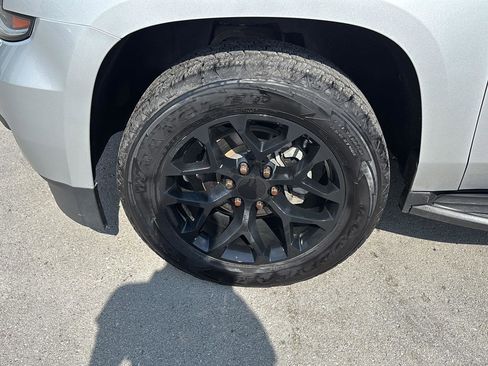 Used 2019 Chevrolet Tahoe LT AWD/4WD image 10