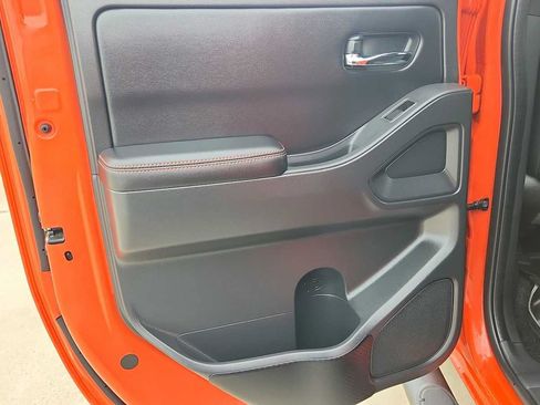 Used 2025 Nissan Frontier PRO-4X w/ Interior Protection Package AWD/4WD image 50