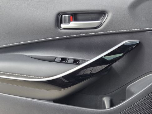 Used 2019 Toyota Corolla XSE FWD image 20