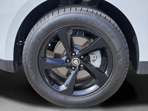 Used 2020 Jaguar F-PACE Premium AWD/4WD image 32