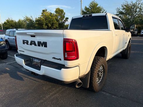 Used 2025 RAM 2500 Limited AWD/4WD image 3