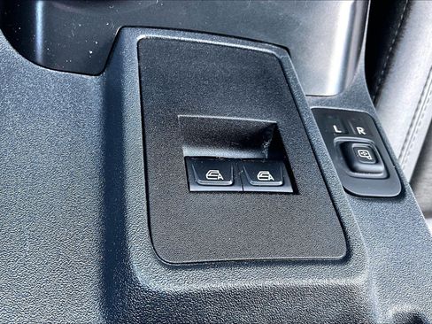 Used 2024 Ford Bronco Black Diamond AWD/4WD image 33