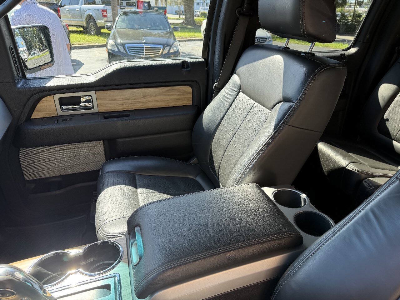 Used 2011 Ford F150 Lariat w/ Lariat Chrome Pkg AWD/4WD image 10