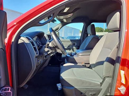 Used 2024 RAM 2500 Big Horn w/ Bed Utility Group image 24