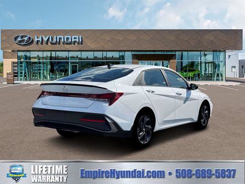 New 2026 Hyundai Elantra Sport FWD image 7