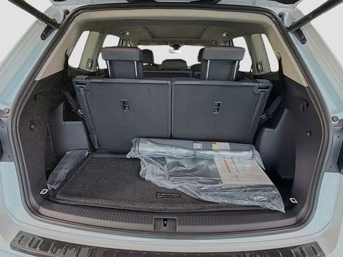 New 2026 Volkswagen Atlas Peak Edition AWD/4WD image 29