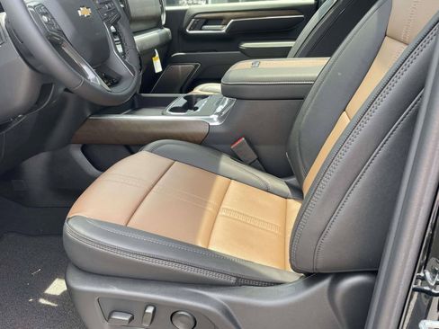 New 2025 Chevrolet Silverado 2500 High Country w/ Technology Package AWD/4WD image 10