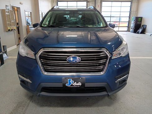 Used 2021 Subaru Ascent Premium w/ Sport Package image 3