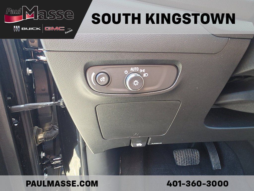 Used 2024 Buick Encore GX Avenir w/ Avenir Technology Package AWD/4WD image 11