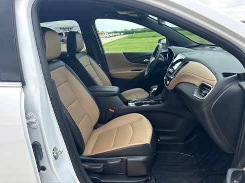 Used 2024 Chevrolet Equinox Premier w/ LPO, Floor Liner Package FWD image 21