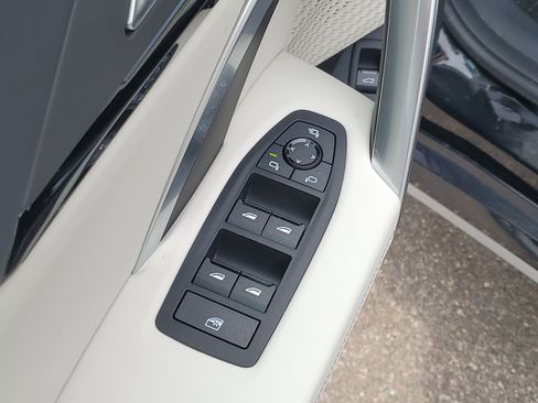 New 2026 BMW X1 xDrive28i image 6