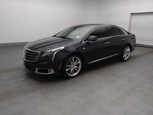 Used 2018 Cadillac XTS Premium Luxury w/ Driver Assist Package FWD image 2
