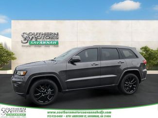 Used 2020 Jeep Grand Cherokee Altitude RWD video 1