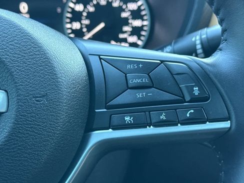 Used 2020 Nissan Sentra SV w/ SV Premium Package image 25