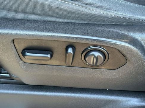 Used 2019 Chevrolet Silverado 1500 LT w/ All-Star Edition image 11