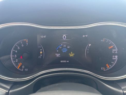 Used 2020 Jeep Grand Cherokee Altitude image 16