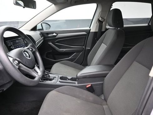 Used 2019 Volkswagen Jetta S w/ Driver Assistance Package FWD image 10