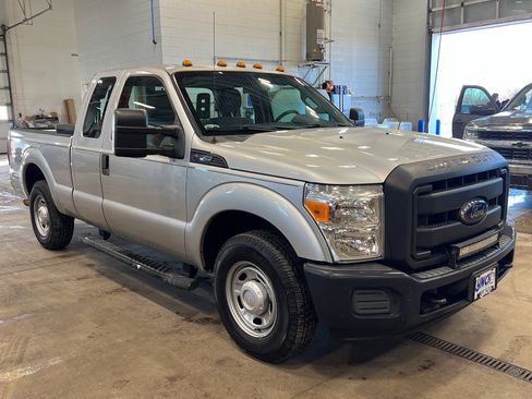 Used 2016 Ford F250 XL image 5