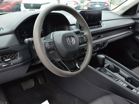 Used 2023 Honda Accord EX image 8