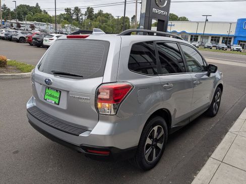 Used 2017 Subaru Forester 2.5i w/ Alloy Wheel Package AWD/4WD image 6