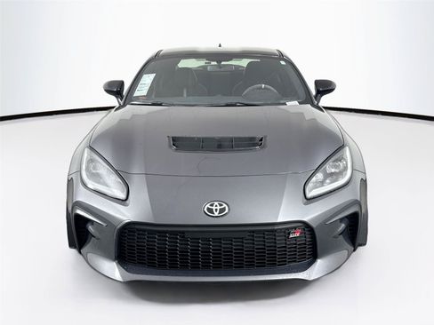Used 2023 Toyota GR86 Premium RWD image 8