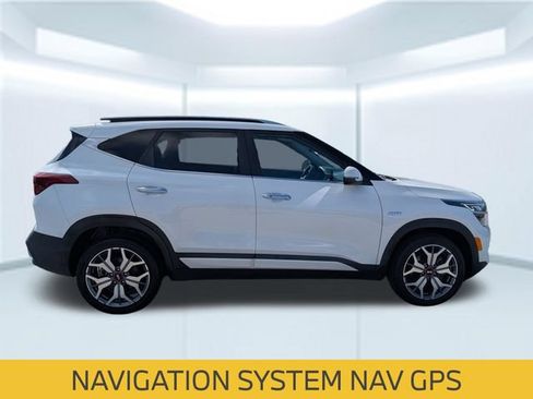 Used 2021 Kia Seltos SX w/ SX Sunroof Package AWD/4WD image 7