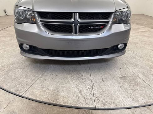 Used 2019 Dodge Grand Caravan GT FWD image 13