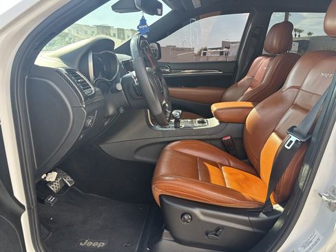 Used 2014 Jeep Grand Cherokee SRT AWD/4WD image 16